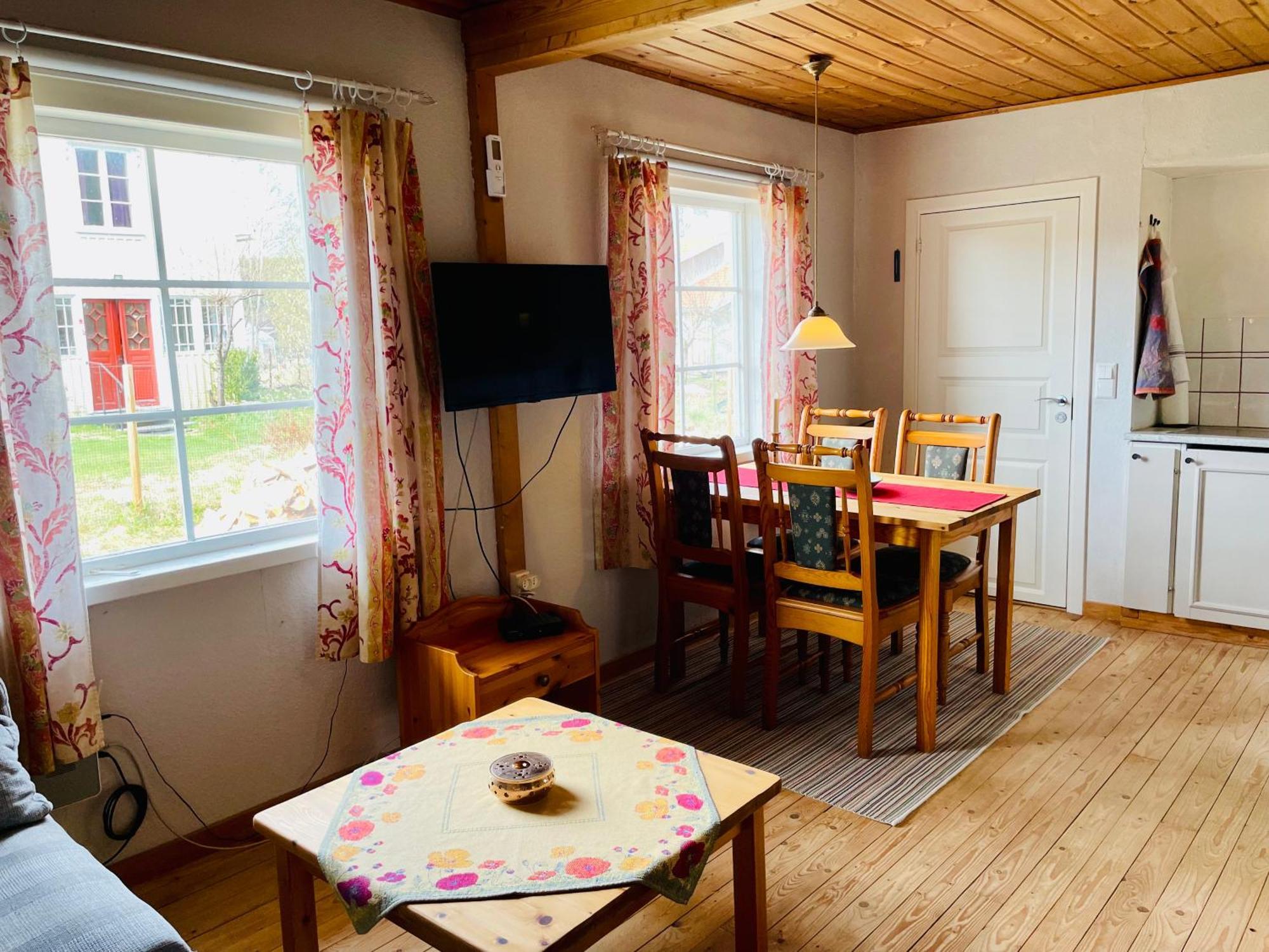 Viken - Cottage By Dalslands Canal Dals Långed Extérieur photo